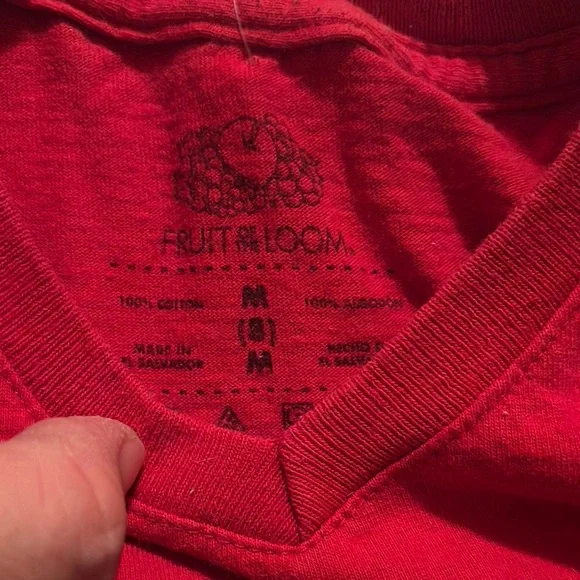 Fruit of the Loom Bright Red V-Neck Tee Biys Medium 8 Used - Picture 2 of 3